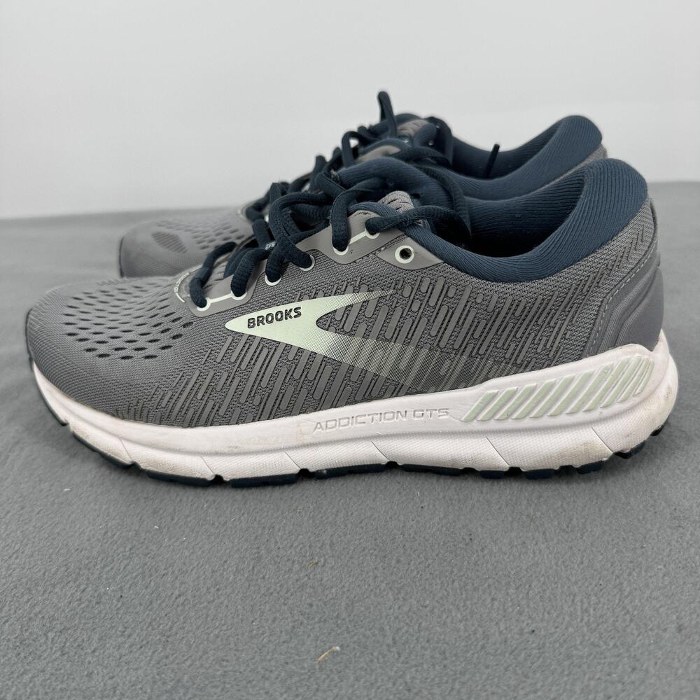 Brooks Addiction‎ GTS 15 Womens Size 8 B Gray Navy Running Shoes 1203521B099